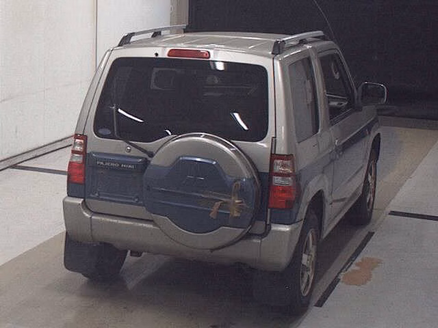 MITSUBISHI PAJERO MINI