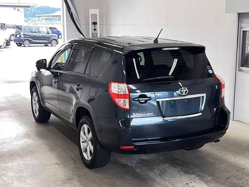 TOYOTA VANGUARD