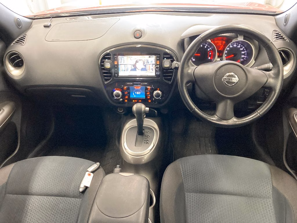 NISSAN JUKE