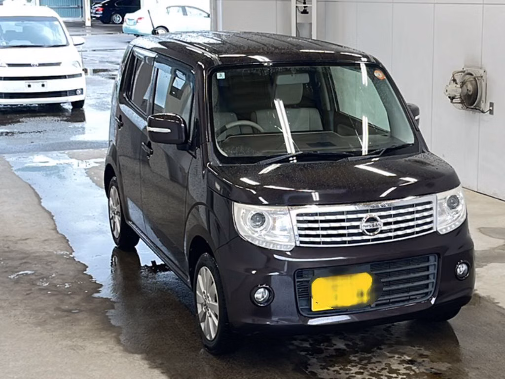 NISSAN MOCO
