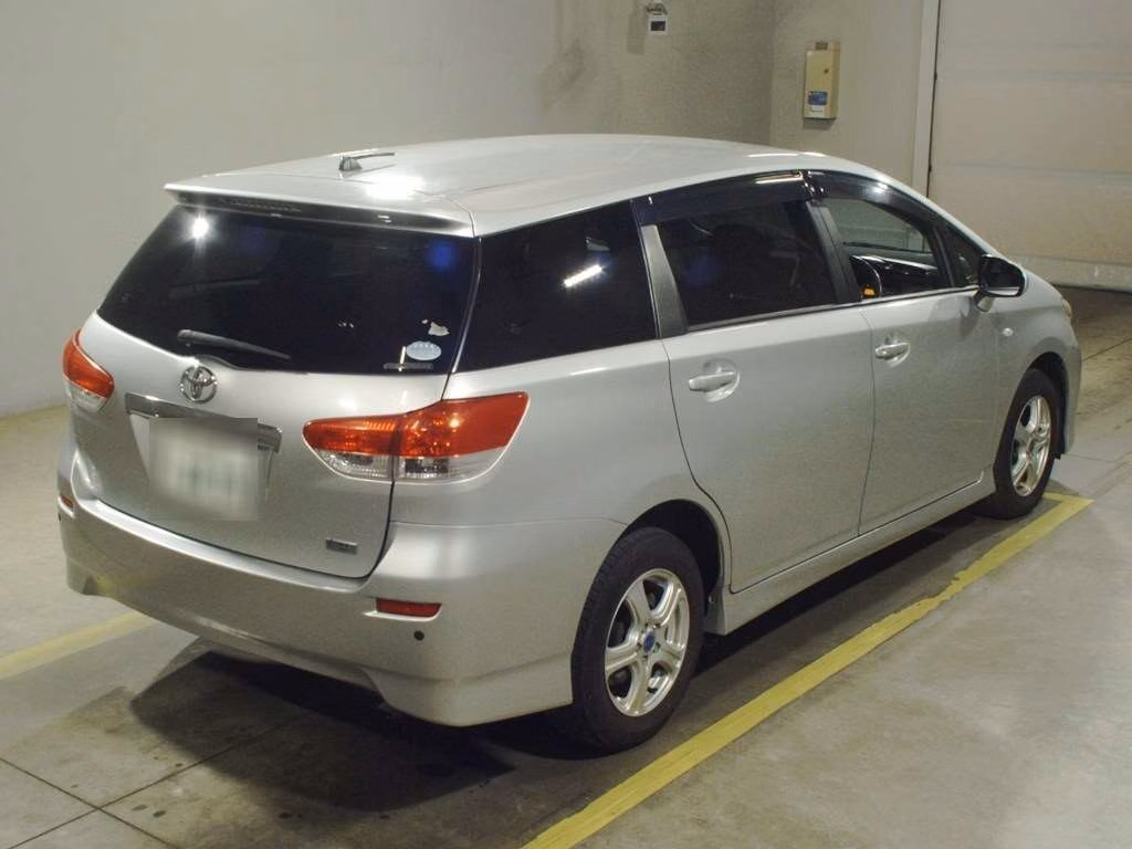 TOYOTA WISH