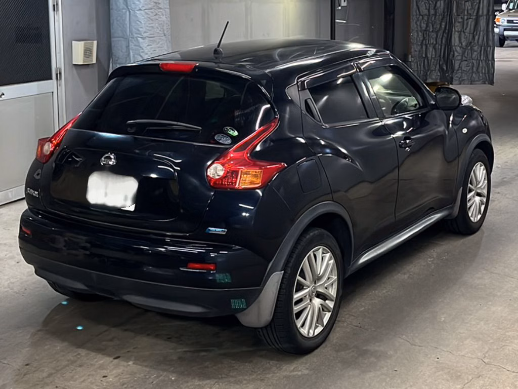 NISSAN JUKE