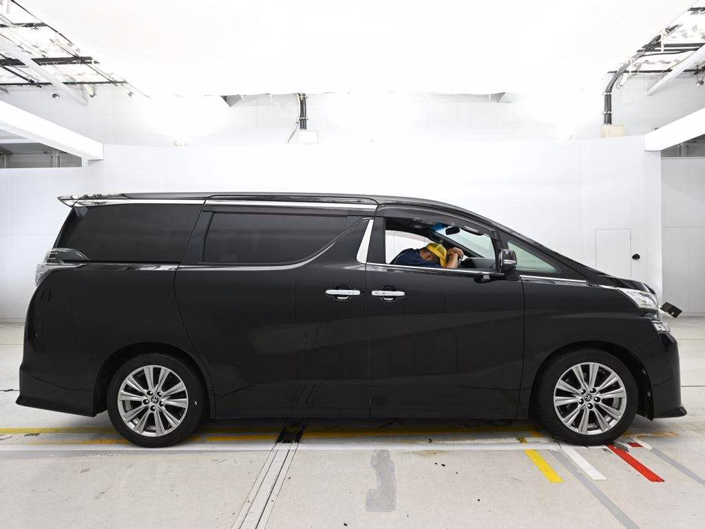 TOYOTA VELLFIRE