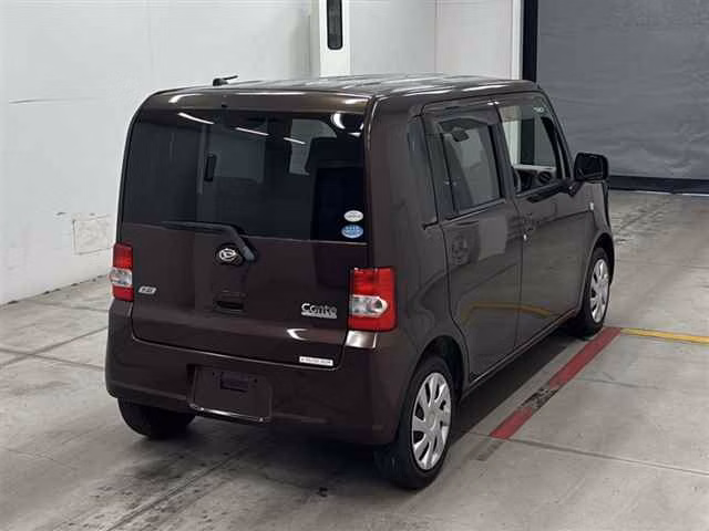 DAIHATSU MOVE CONTE