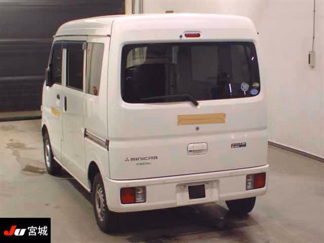 MITSUBISHI MINICAB