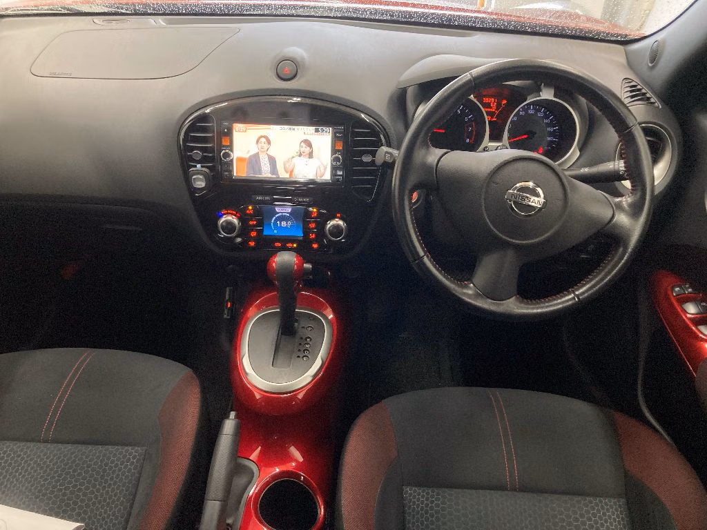 NISSAN JUKE