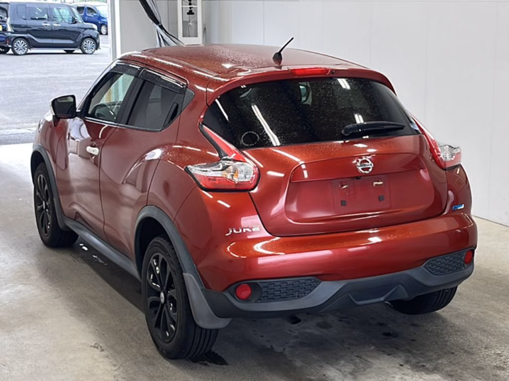 NISSAN JUKE