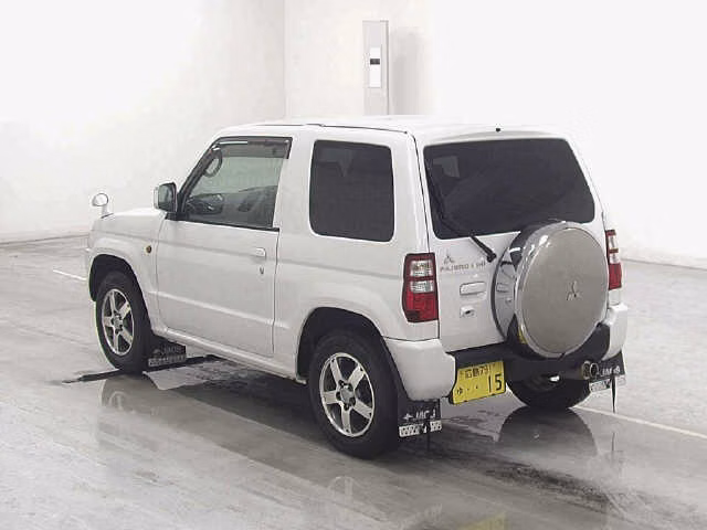 MITSUBISHI PAJERO MINI
