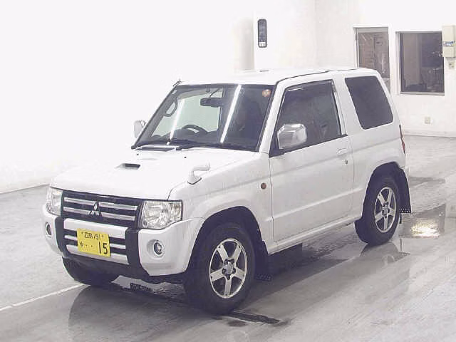MITSUBISHI PAJERO MINI