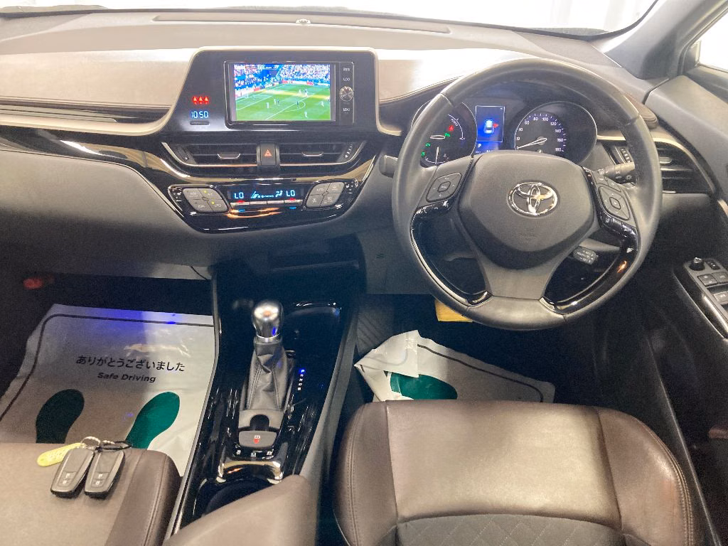 TOYOTA C-HR