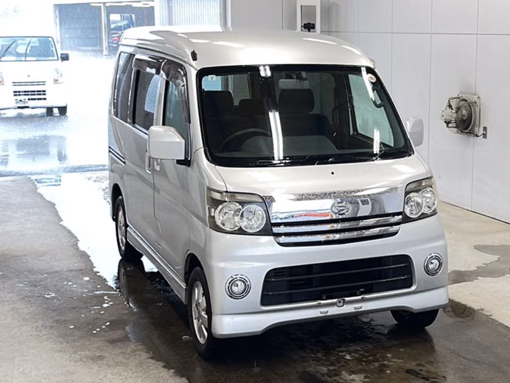 DAIHATSU ATRAI