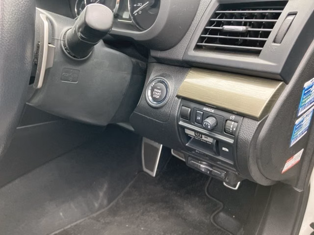 SUBARU LEGACY