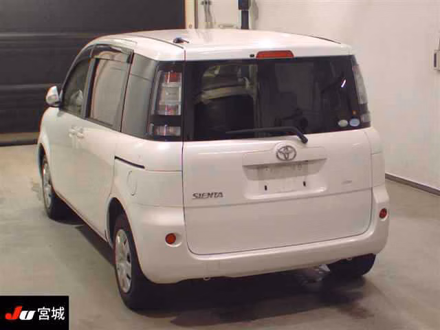 TOYOTA SIENTA