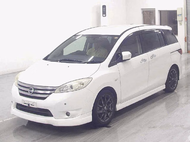 NISSAN LAFESTA