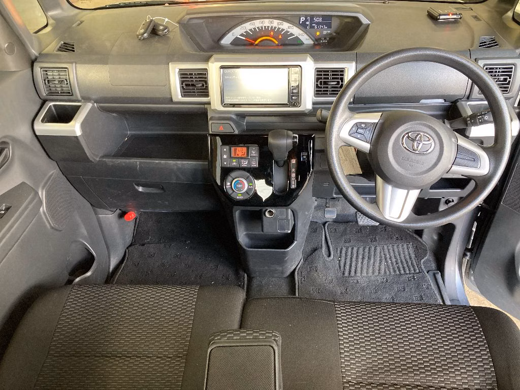 TOYOTA PIXIS MEGA