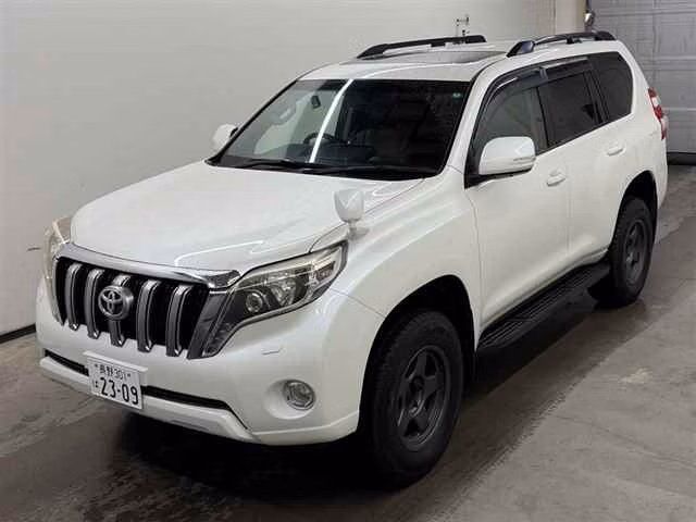 TOYOTA LAND CRUISER PRADO