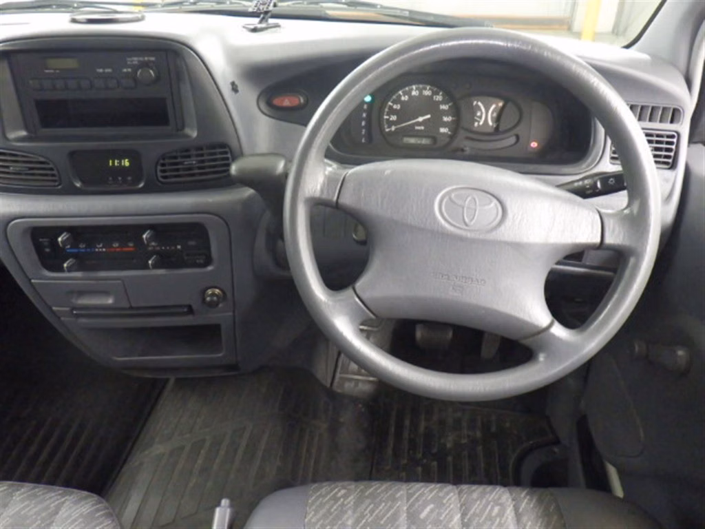 TOYOTA LITE ACE