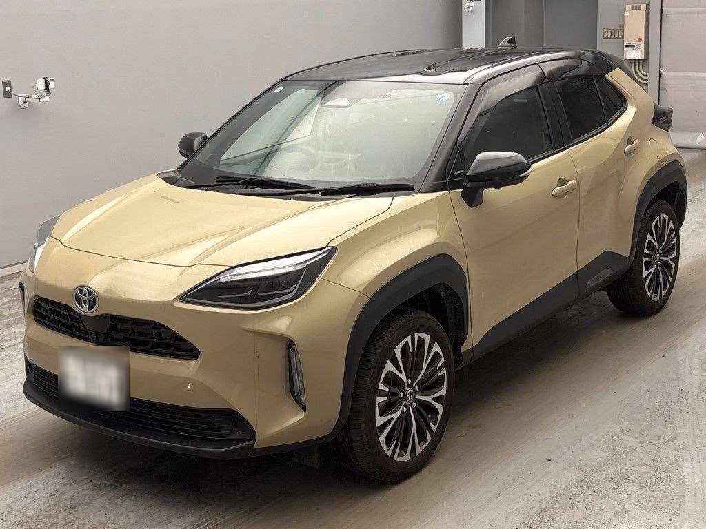 TOYOTA YARIS CROSS