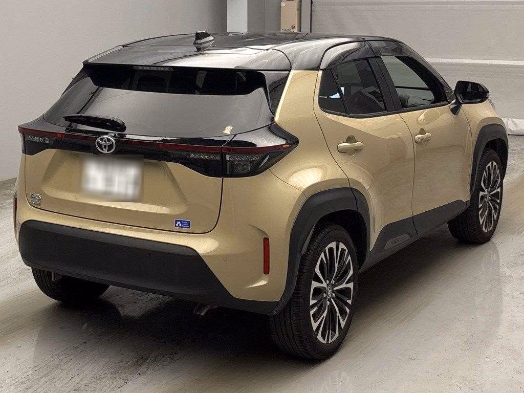 TOYOTA YARIS CROSS