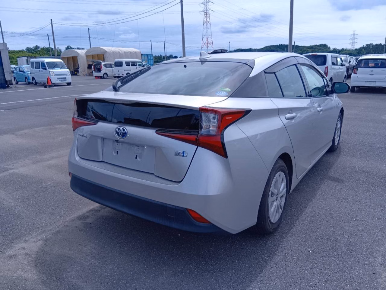 TOYOTA PRIUS