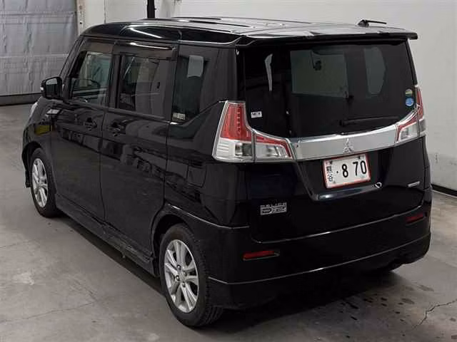 MITSUBISHI DELICA D:2