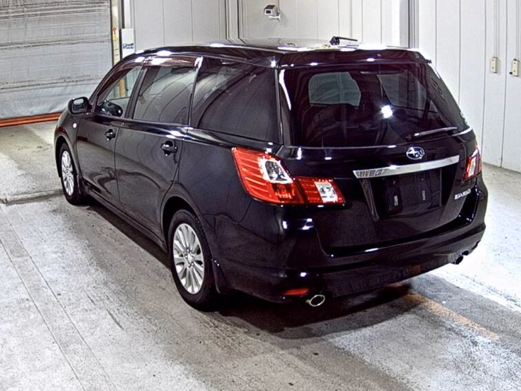 SUBARU EXIGA