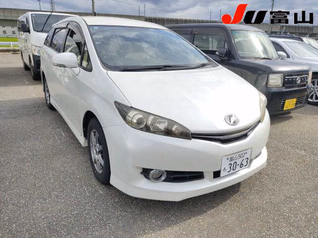 TOYOTA WISH