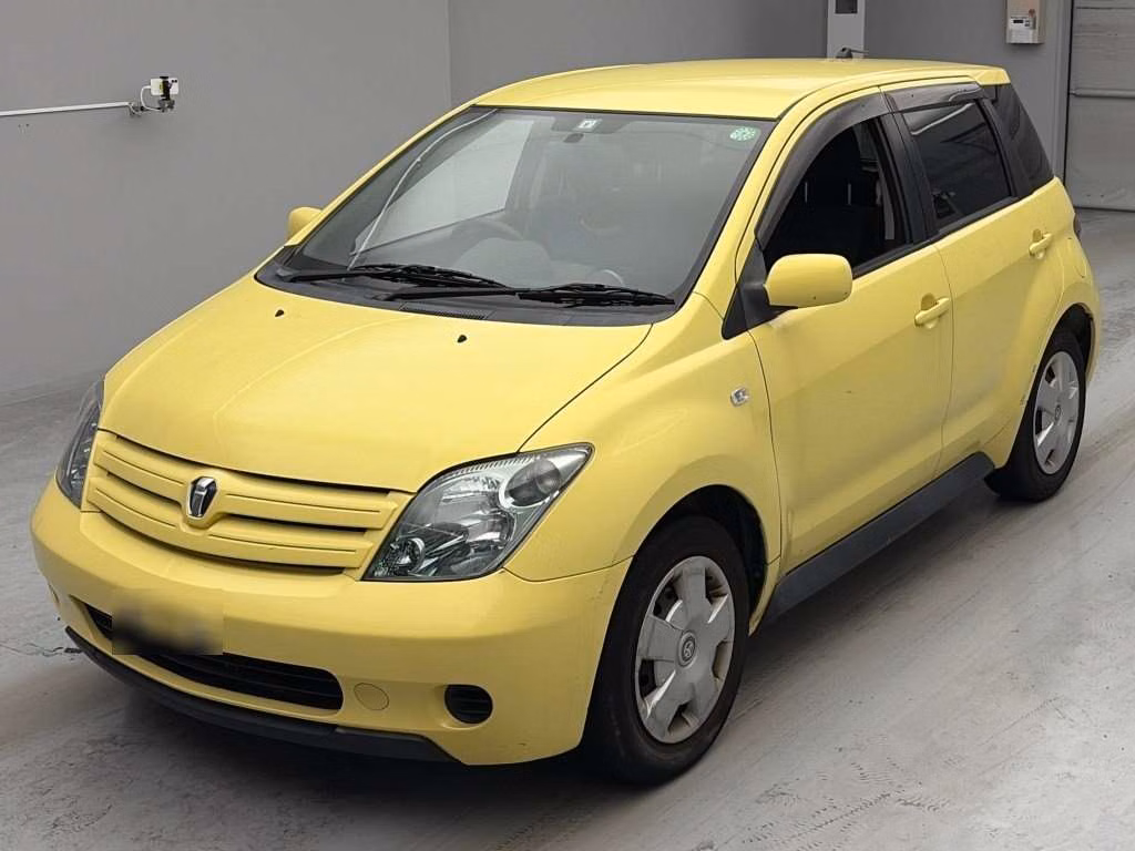 TOYOTA IST