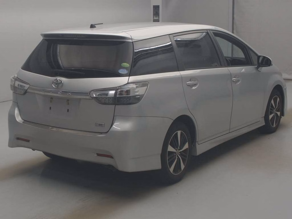 TOYOTA WISH