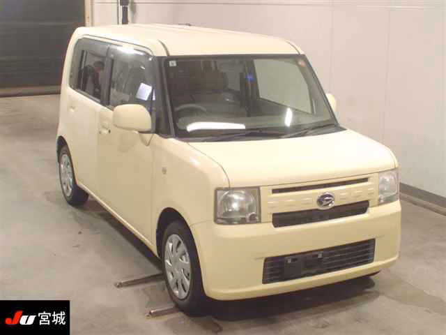 DAIHATSU MOVE CONTE