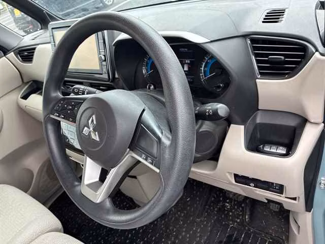 MITSUBISHI EK SPACE