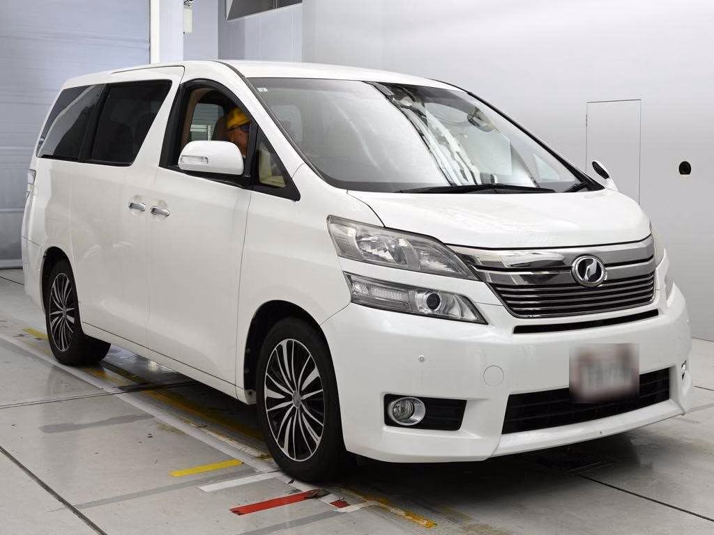 TOYOTA VELLFIRE
