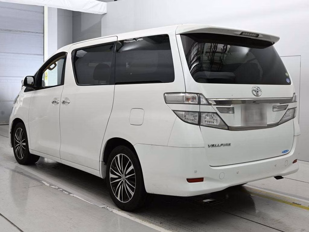 TOYOTA VELLFIRE