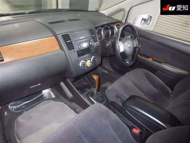 NISSAN TIIDA LATIO