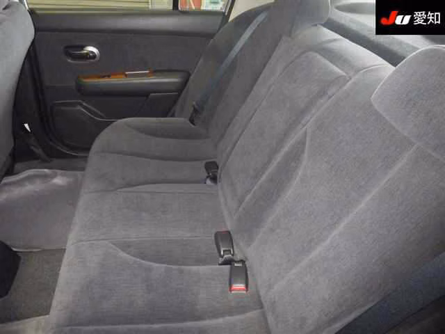 NISSAN TIIDA LATIO