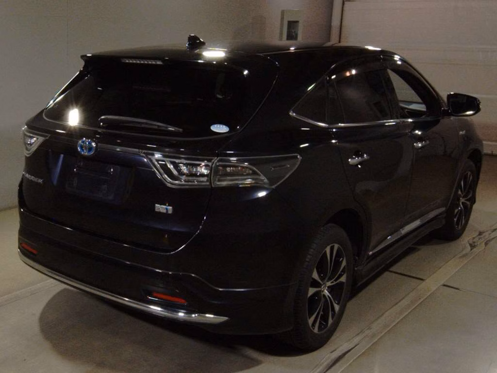TOYOTA HARRIER