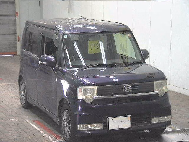 DAIHATSU MOVE CONTE