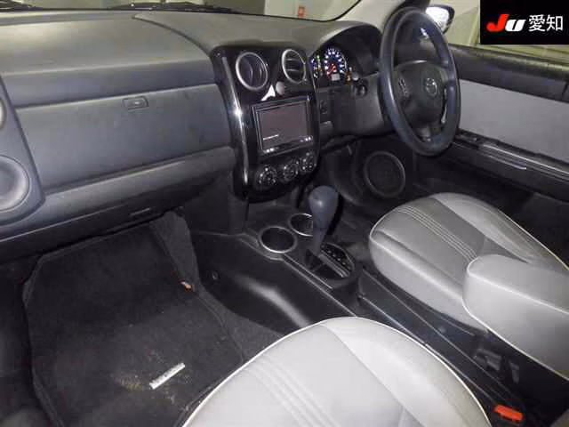 MAZDA VERISA