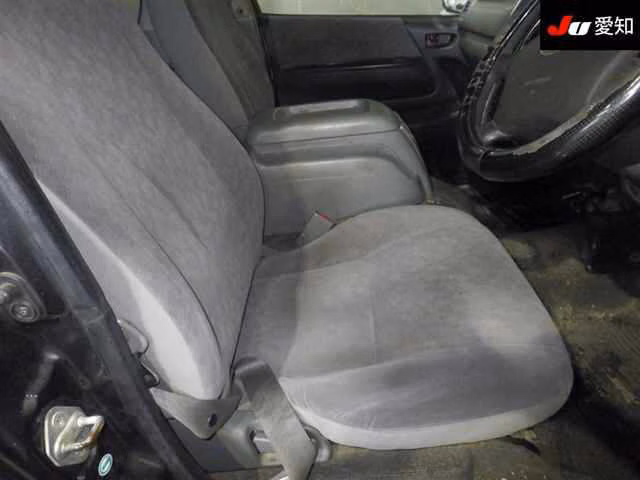 TOYOTA REGIUS ACE