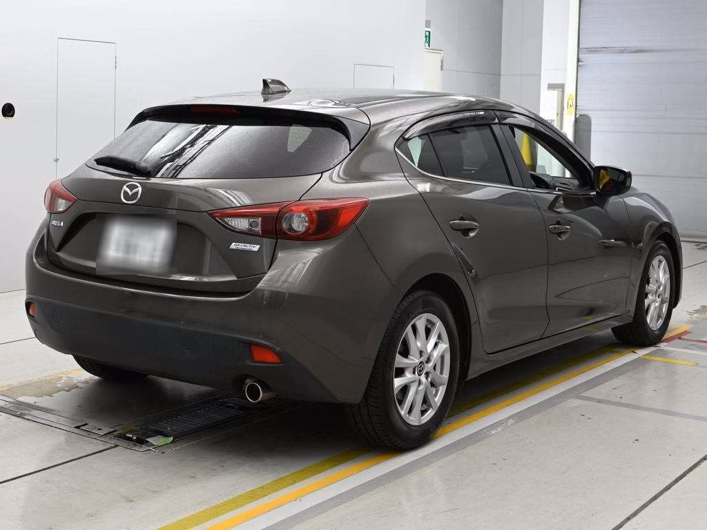 MAZDA AXELA