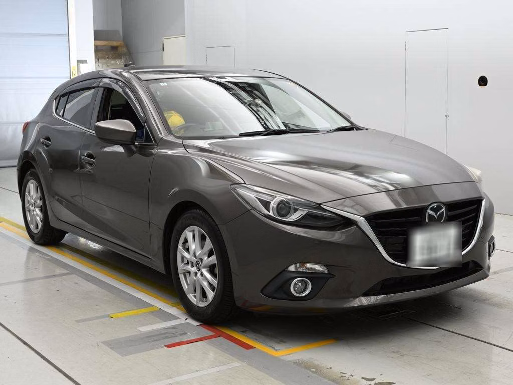 MAZDA AXELA