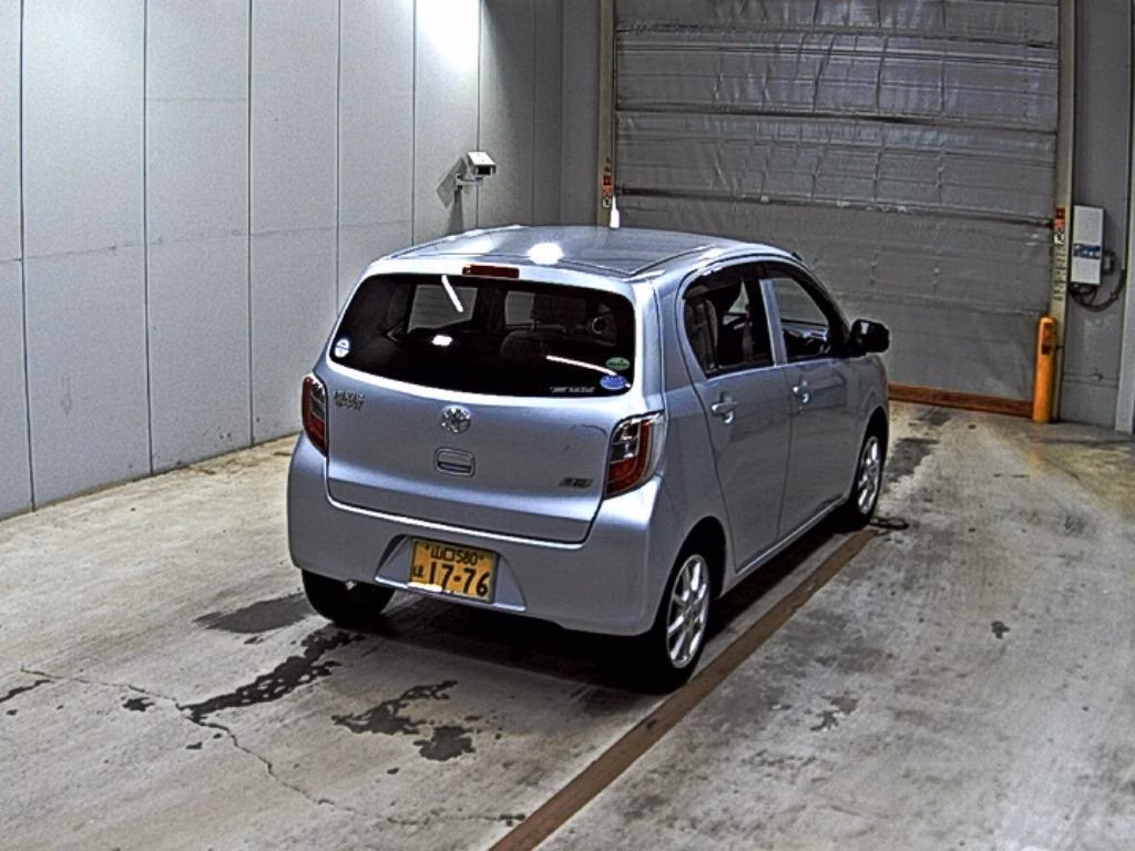 TOYOTA PIXIS EPOCH