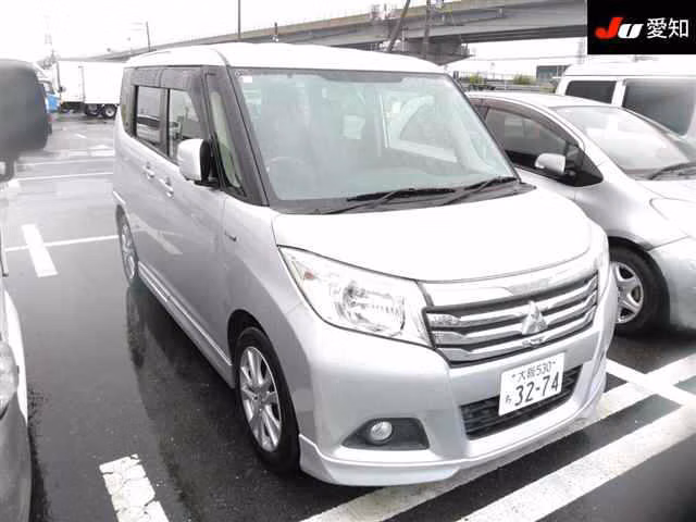MITSUBISHI DELICA D:2