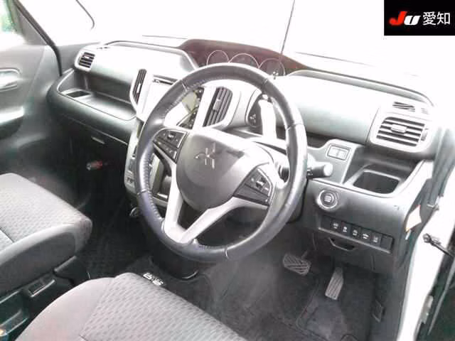 MITSUBISHI DELICA D:2