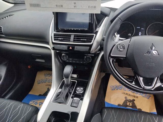 MITSUBISHI ECLIPSE CROSS