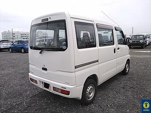 MITSUBISHI MINICAB