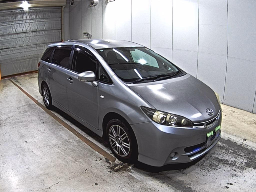 TOYOTA WISH