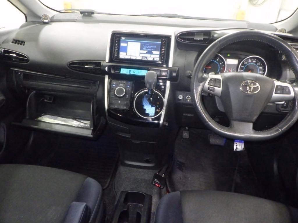 TOYOTA WISH