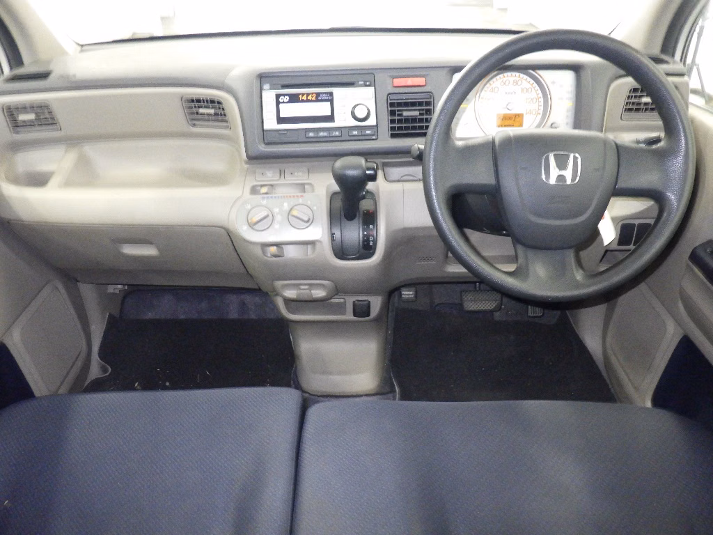 HONDA LIFE