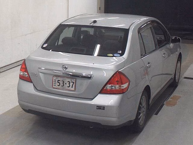 NISSAN TIIDA LATIO